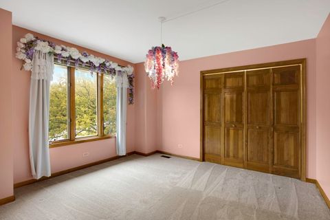 Tiny photo for 5N191 Fox Bluff Drive, St. Charles, IL 60175 (MLS # 12605628)