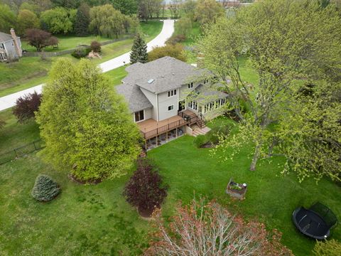 Tiny photo for 5N191 Fox Bluff Drive, St. Charles, IL 60175 (MLS # 12605628)