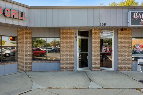 27W209 Geneva Road Winfield IL 60190