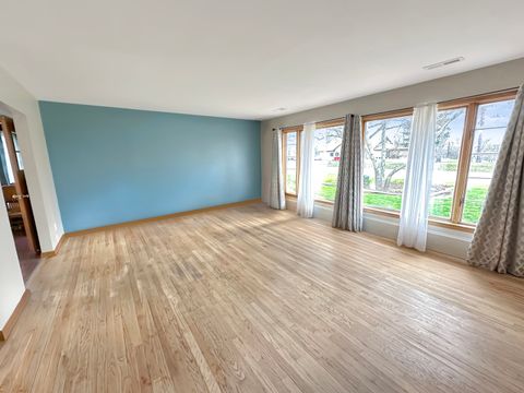 Tiny photo for 1025 W Lincoln Avenue, Belvidere, IL 61008 (MLS # 12350543)