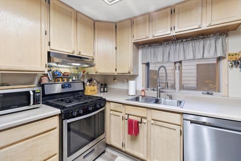 Tiny photo for 5500 Montibello Drive, Hanover Park, IL 60133 (MLS # 12524079)