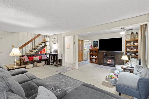 Tiny photo for 5500 Montibello Drive, Hanover Park, IL 60133 (MLS # 12524079)