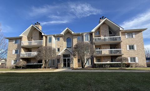 Photo of Tinley Park, IL 60477 (MLS # 12547078)