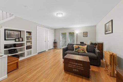 Tiny photo for 1889 Maple Avenue #E2, Evanston, IL 60201 (MLS # 12761449)