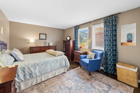 Tiny photo for 1889 Maple Avenue #E2, Evanston, IL 60201 (MLS # 12761449)