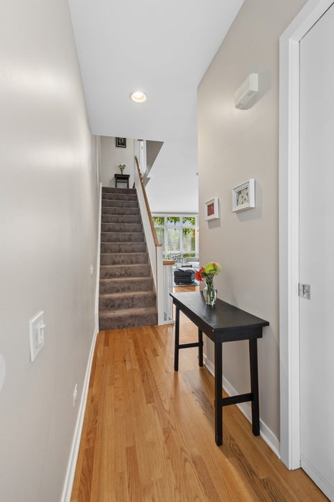 Tiny photo for 1889 Maple Avenue #E2, Evanston, IL 60201 (MLS # 12761449)