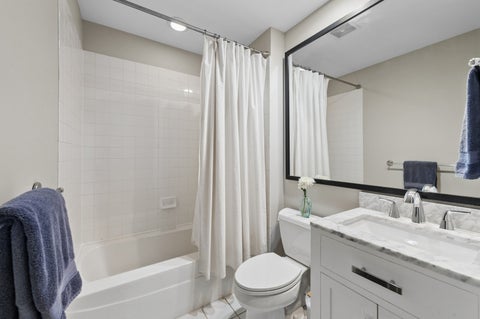 Tiny photo for 1889 Maple Avenue #E2, Evanston, IL 60201 (MLS # 12761449)