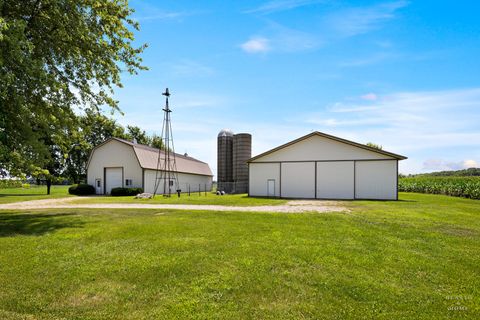 Tiny photo for 17019 State Line Road, Harvard, IL 60033 (MLS # 12423895)
