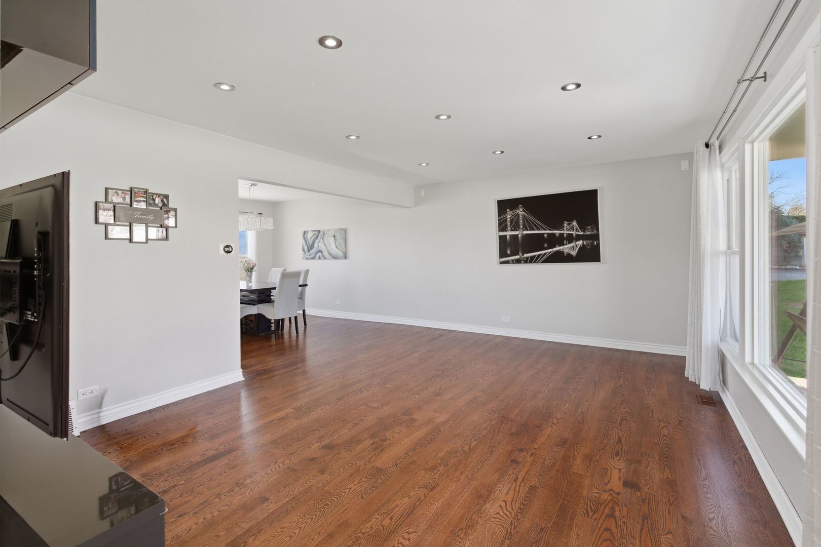 9021 Primrose Lane