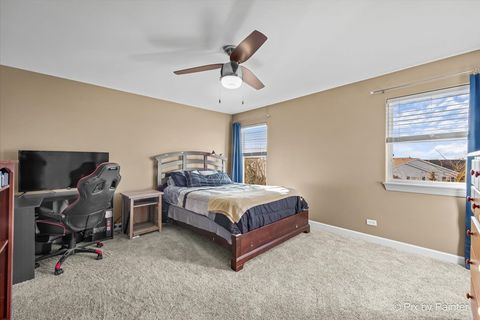 Tiny photo for 7 Birchwood Court, Lake In The Hills, IL 60156 (MLS # 12545048)