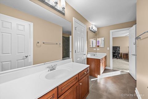 Tiny photo for 7 Birchwood Court, Lake In The Hills, IL 60156 (MLS # 12545048)