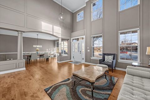 Tiny photo for 7 Birchwood Court, Lake In The Hills, IL 60156 (MLS # 12545048)