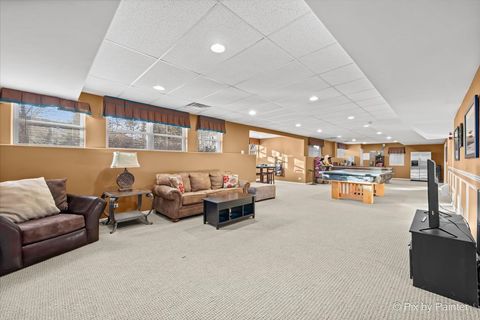 Tiny photo for 7 Birchwood Court, Lake In The Hills, IL 60156 (MLS # 12545048)