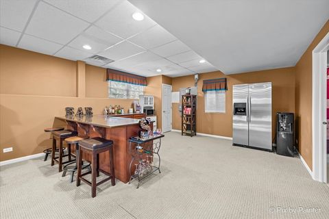 Tiny photo for 7 Birchwood Court, Lake In The Hills, IL 60156 (MLS # 12545048)