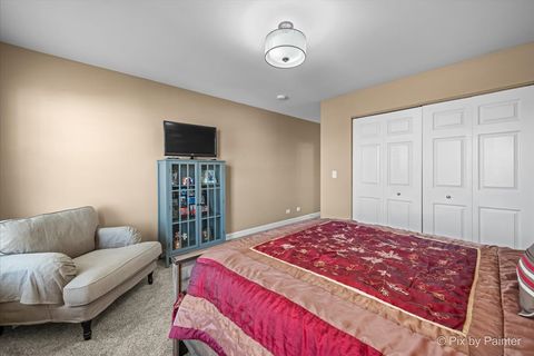 Tiny photo for 7 Birchwood Court, Lake In The Hills, IL 60156 (MLS # 12545048)