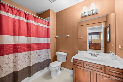 Tiny photo for 7 Birchwood Court, Lake In The Hills, IL 60156 (MLS # 12545048)