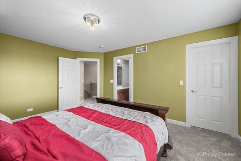 Tiny photo for 7 Birchwood Court, Lake In The Hills, IL 60156 (MLS # 12545048)