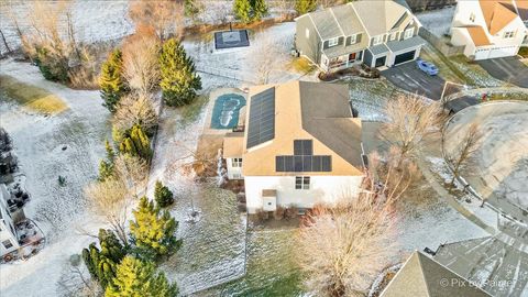 Tiny photo for 7 Birchwood Court, Lake In The Hills, IL 60156 (MLS # 12545048)