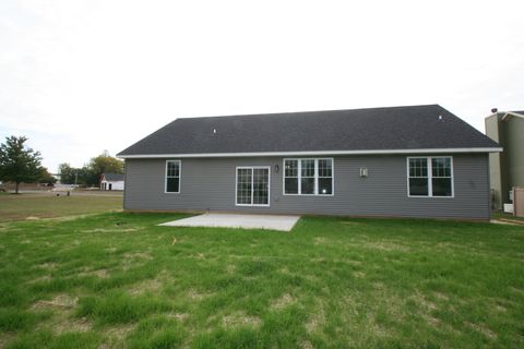 Tiny photo for 614 Brendalyn Drive, Mackinaw, IL 61755 (MLS # 12452185)