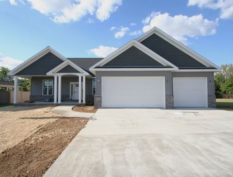 Tiny photo for 614 Brendalyn Drive, Mackinaw, IL 61755 (MLS # 12452185)