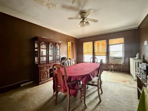 Tiny photo for 4850 N Monticello Avenue, Chicago, IL 60625 (MLS # 12575152)