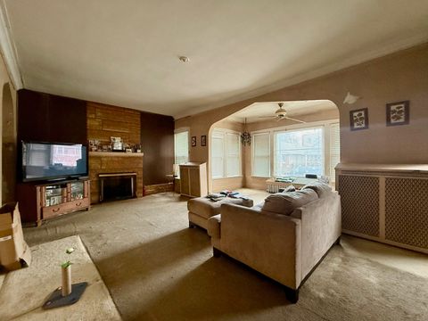 Tiny photo for 4850 N Monticello Avenue, Chicago, IL 60625 (MLS # 12575152)