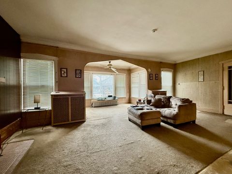 Tiny photo for 4850 N Monticello Avenue, Chicago, IL 60625 (MLS # 12575152)