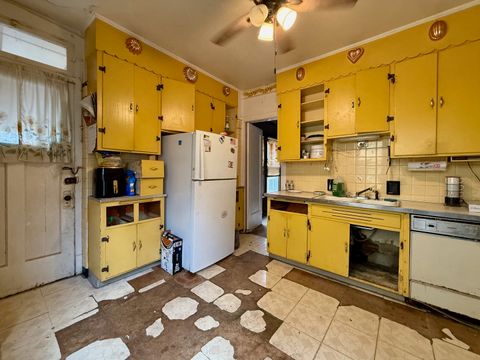 Tiny photo for 4850 N Monticello Avenue, Chicago, IL 60625 (MLS # 12575152)