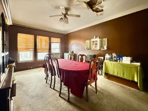 Tiny photo for 4850 N Monticello Avenue, Chicago, IL 60625 (MLS # 12575152)