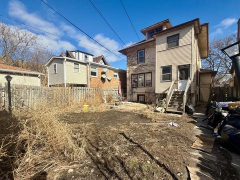 Tiny photo for 4850 N Monticello Avenue, Chicago, IL 60625 (MLS # 12575152)