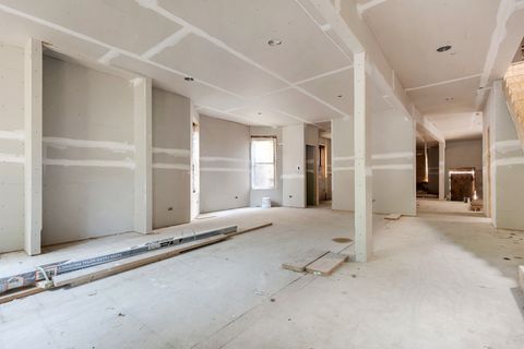 Tiny photo for 4906 N Winchester Avenue, Chicago, IL 60640 (MLS # 12483136)