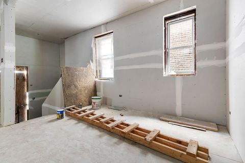 Tiny photo for 4906 N Winchester Avenue, Chicago, IL 60640 (MLS # 12483136)