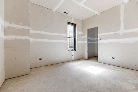 Tiny photo for 4906 N Winchester Avenue, Chicago, IL 60640 (MLS # 12483136)