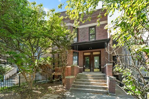 4906 N Winchester Avenue Chicago IL 60640