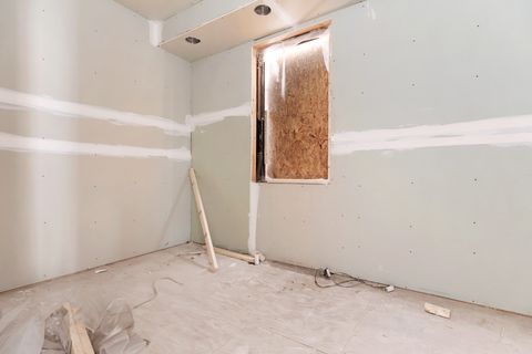 Tiny photo for 4906 N Winchester Avenue, Chicago, IL 60640 (MLS # 12483136)