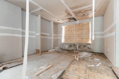 Tiny photo for 4906 N Winchester Avenue, Chicago, IL 60640 (MLS # 12483136)