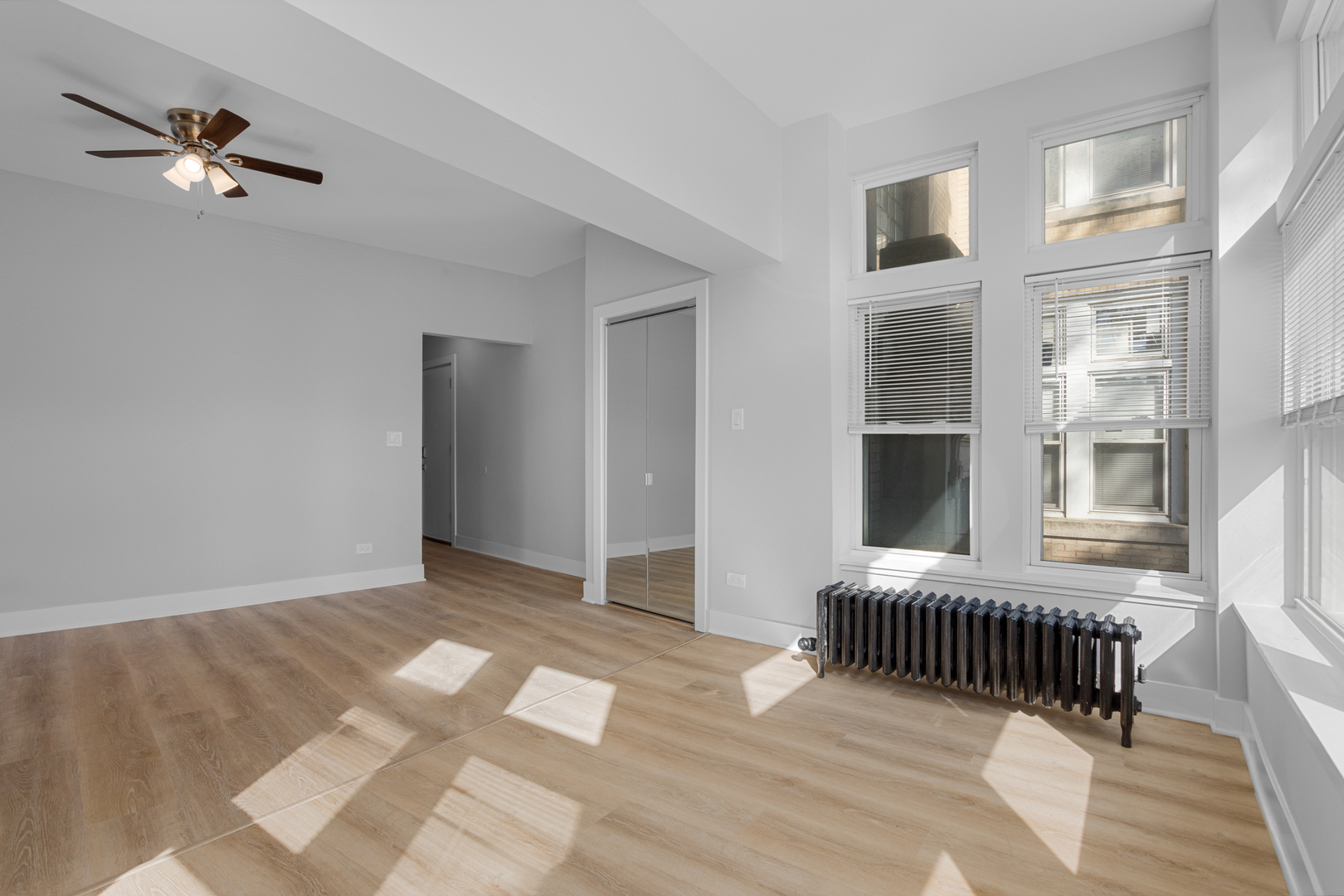 7600 N Sheridan Road 104