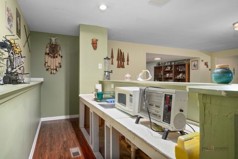 Tiny photo for 5000 W Shore Drive, McHenry, IL 60050 (MLS # 12582091)