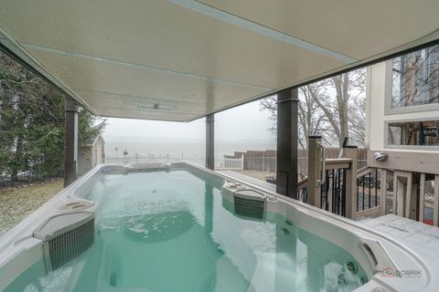 Tiny photo for 5000 W Shore Drive, McHenry, IL 60050 (MLS # 12582091)