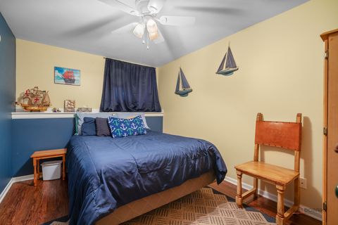 Tiny photo for 5000 W Shore Drive, McHenry, IL 60050 (MLS # 12582091)