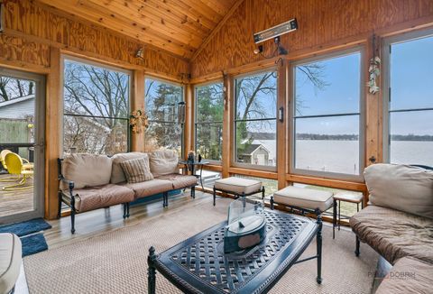 Tiny photo for 5000 W Shore Drive, McHenry, IL 60050 (MLS # 12582091)