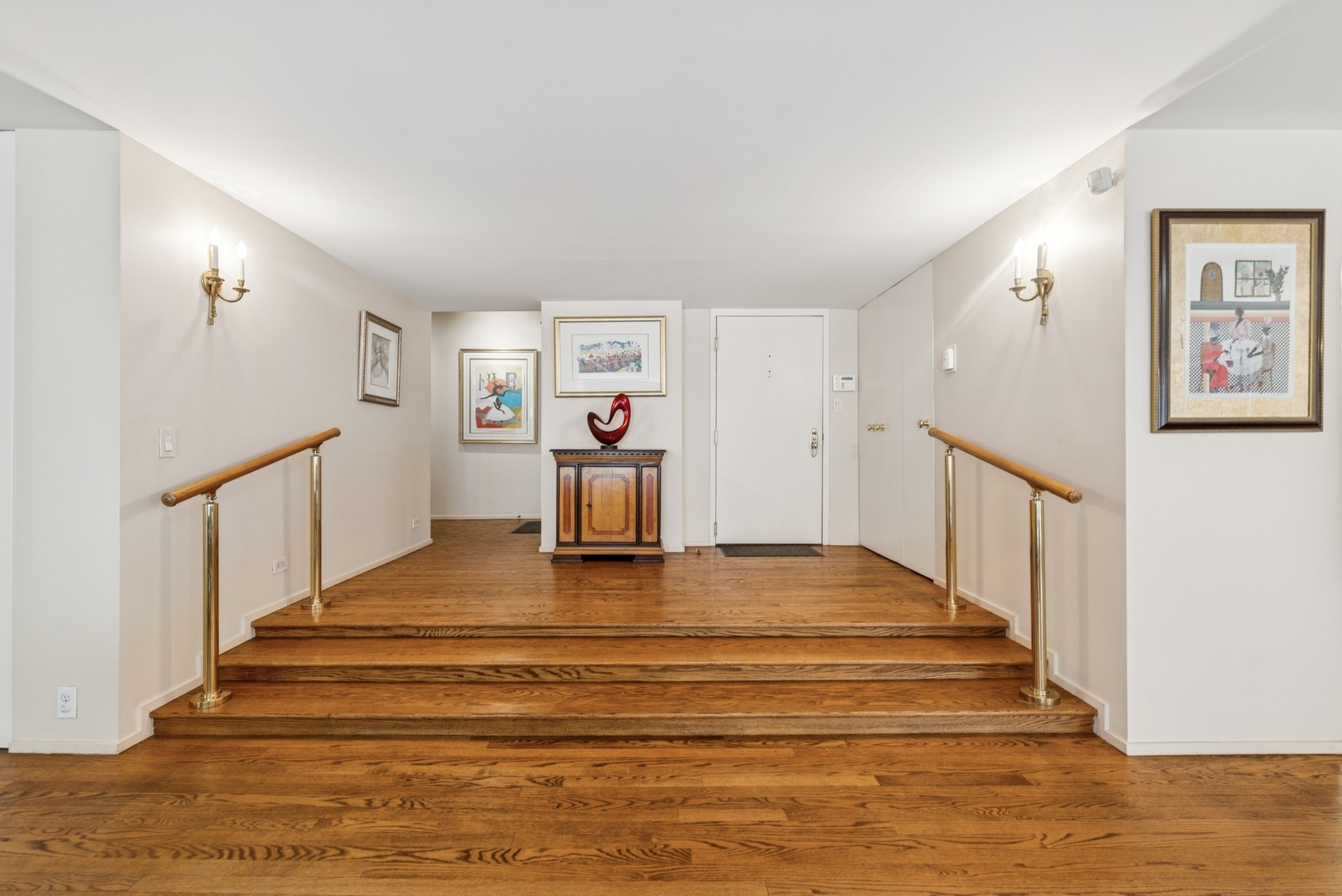 1430 N Astor Street 12BC