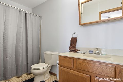 Tiny photo for 136 Edgewater Drive, Crystal Lake, IL 60014 (MLS # 12568374)