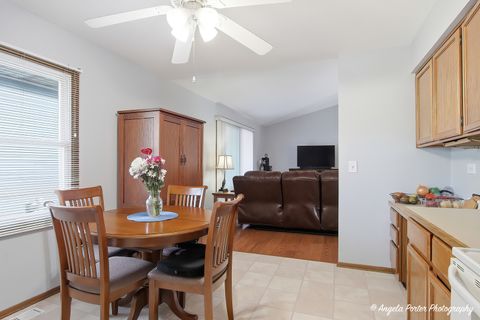 Tiny photo for 136 Edgewater Drive, Crystal Lake, IL 60014 (MLS # 12568374)