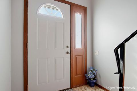 Tiny photo for 136 Edgewater Drive, Crystal Lake, IL 60014 (MLS # 12568374)