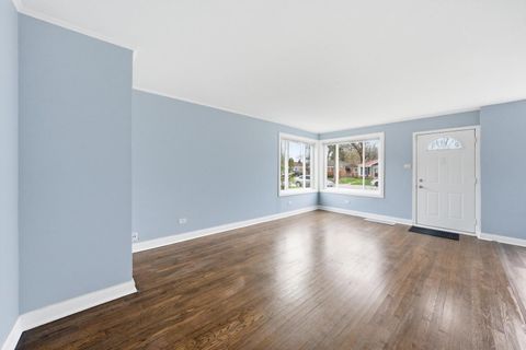 Tiny photo for 14424 University Avenue, Dolton, IL 60419 (MLS # 12629354)