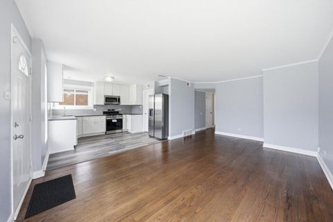 Tiny photo for 14424 University Avenue, Dolton, IL 60419 (MLS # 12629354)