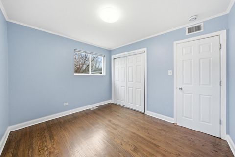 Tiny photo for 14424 University Avenue, Dolton, IL 60419 (MLS # 12629354)