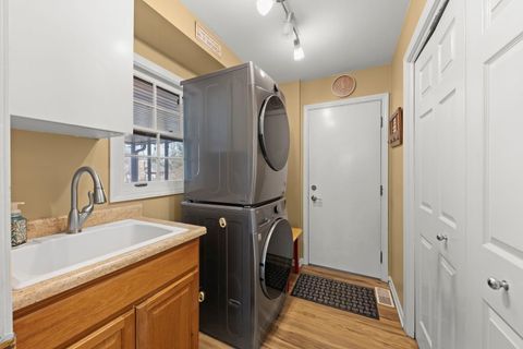 Tiny photo for 1256 Whitingham Circle, Naperville, IL 60540 (MLS # 12587149)