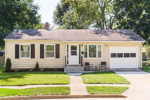 1537 Hulmes Drive DeKalb IL 60115